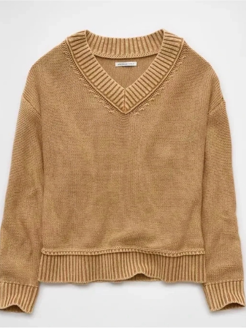 American Eagle Long Weekend V-Neck Women's Sweater in Camel WOMEN’s LARGE
